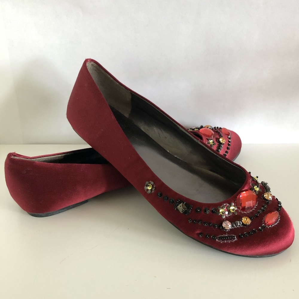 Nine West red satin beaded flats size 9